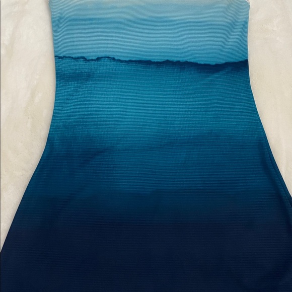 Adidas Coverup/Dress Gradient Blue Sleeveless. Size S - Picture 4 of 12